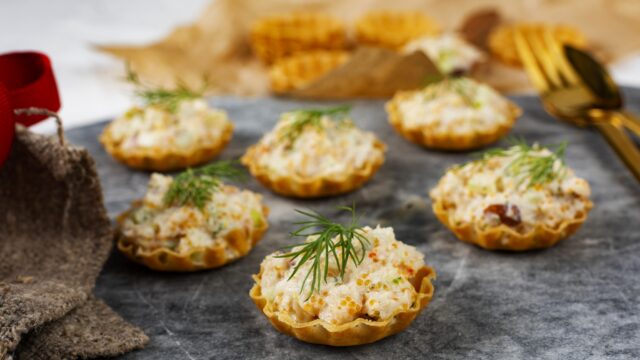 Terteskjell fylt med krabbeskagen